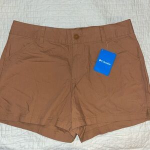 Columbia Women's Brown Shorts